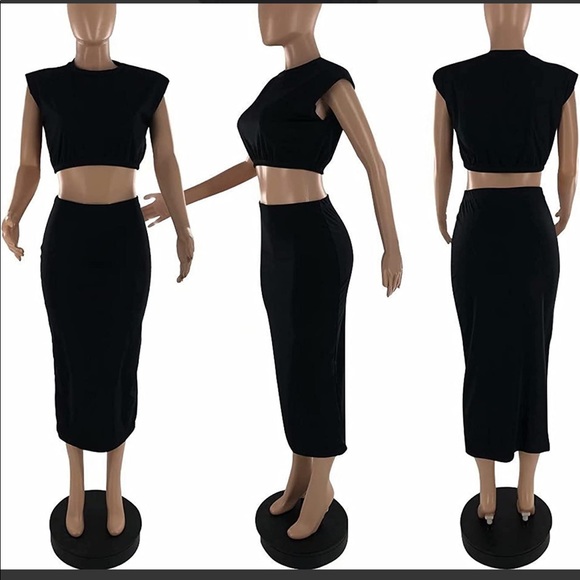 Plus Size 2 Piece Skirt Set - Picture 2 of 5